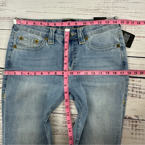 True Religion Women’s Size 27 Becca Mid Rise Bootcut Stud Stretch Jeans NEW - Picture 15 of 16
